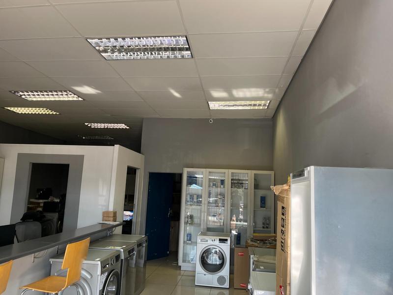 To Let Commercial Property for Rent in Montague Gardens Western Cape